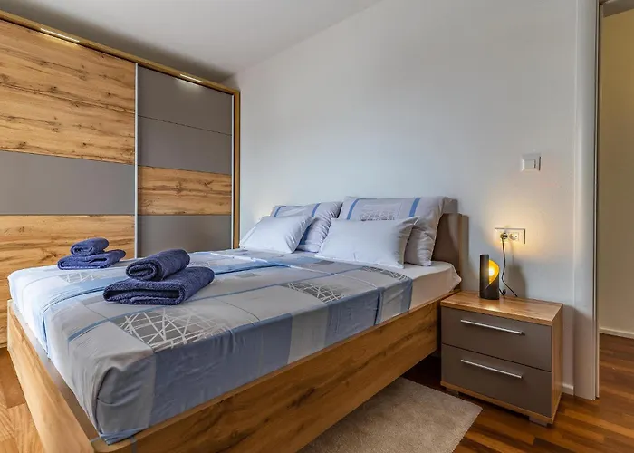 Awesome In With Kitchen Semesterbostad Vodnjan