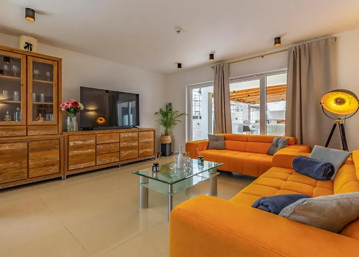 Semesterbostad Awesome In With Kitchen