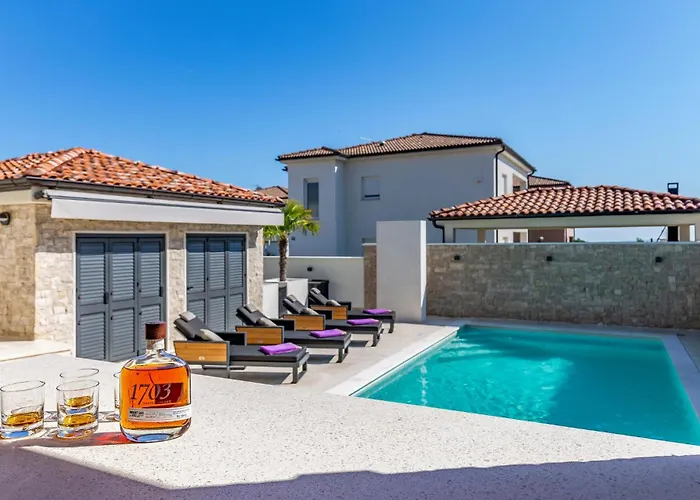 Awesome In With Kitchen Semesterbostad *