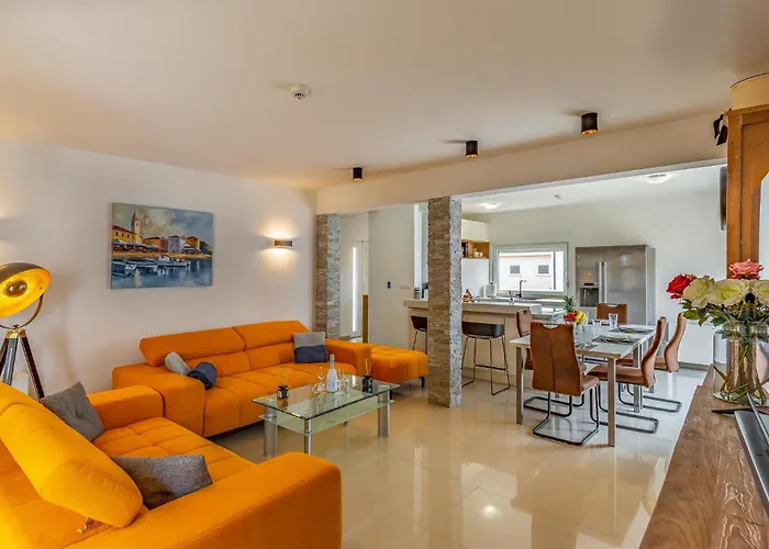 Awesome In With Kitchen Semesterbostad