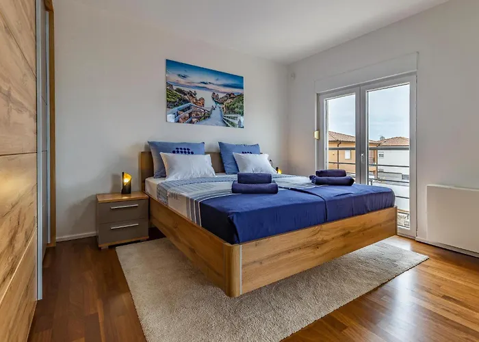 Awesome In With Kitchen Semesterbostad *