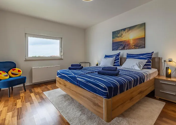 Semesterbostad Awesome In With Kitchen *